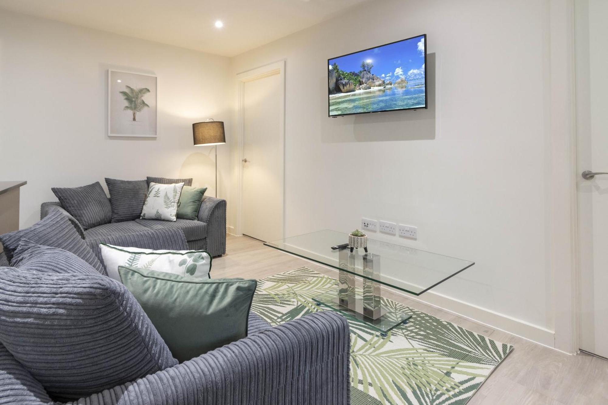 شقة Linacre 11 - Modern 2 Bed Behind The Cathedral With Free Parking And Fast Wifi إكزيتر المظهر الخارجي الصورة