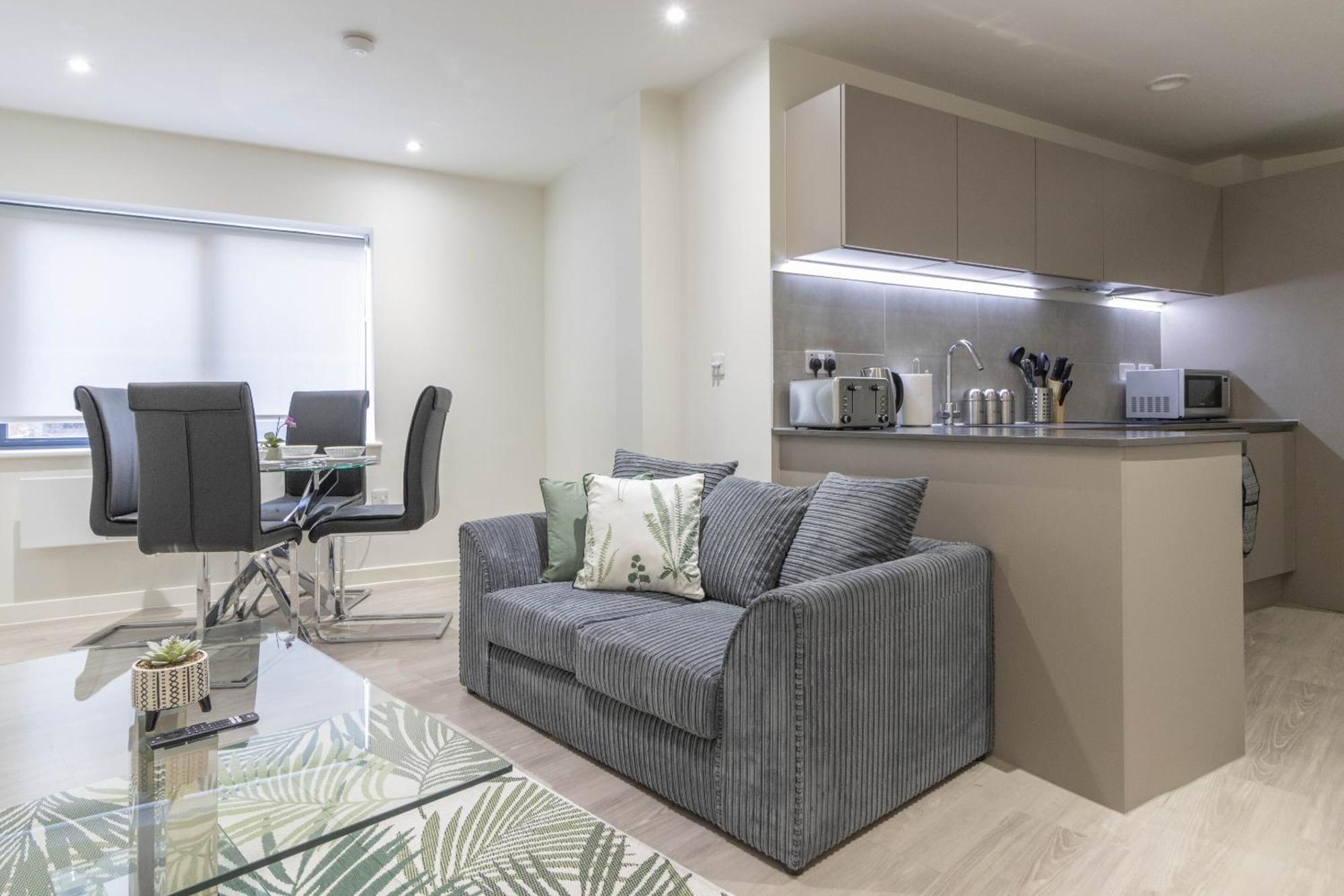 شقة Linacre 11 - Modern 2 Bed Behind The Cathedral With Free Parking And Fast Wifi إكزيتر المظهر الخارجي الصورة