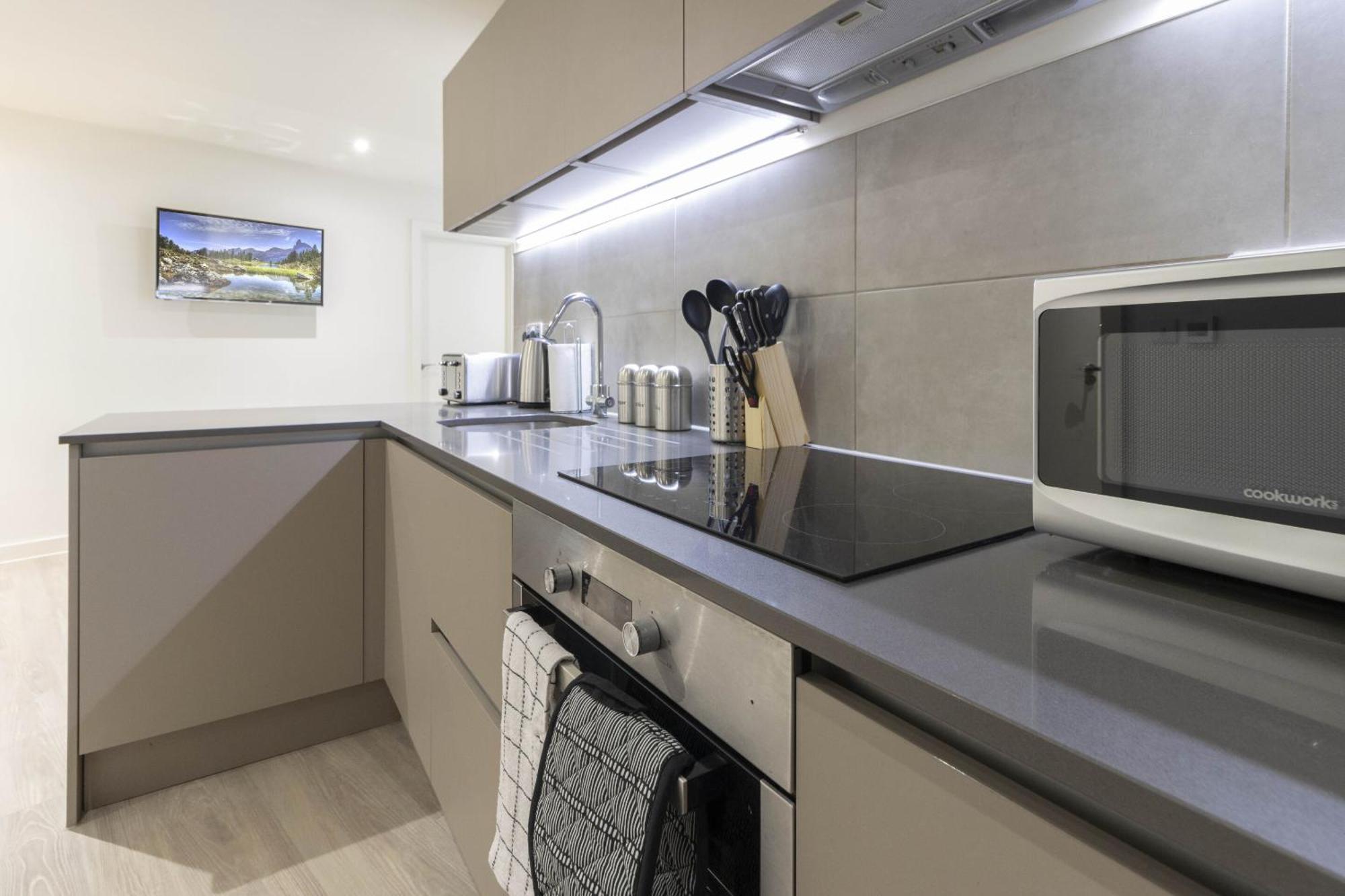 شقة Linacre 11 - Modern 2 Bed Behind The Cathedral With Free Parking And Fast Wifi إكزيتر المظهر الخارجي الصورة